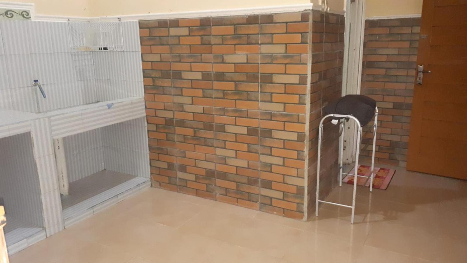 Bougenville Homestay Lembar  Værelse billede